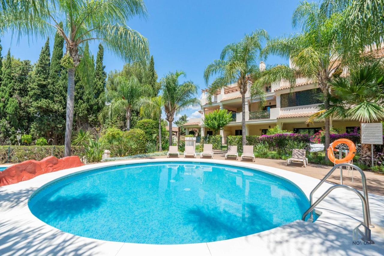 Modern And Spacious 2 Bdrm Penthouse - 3 Pools And Sea Views Appartement Marbellac