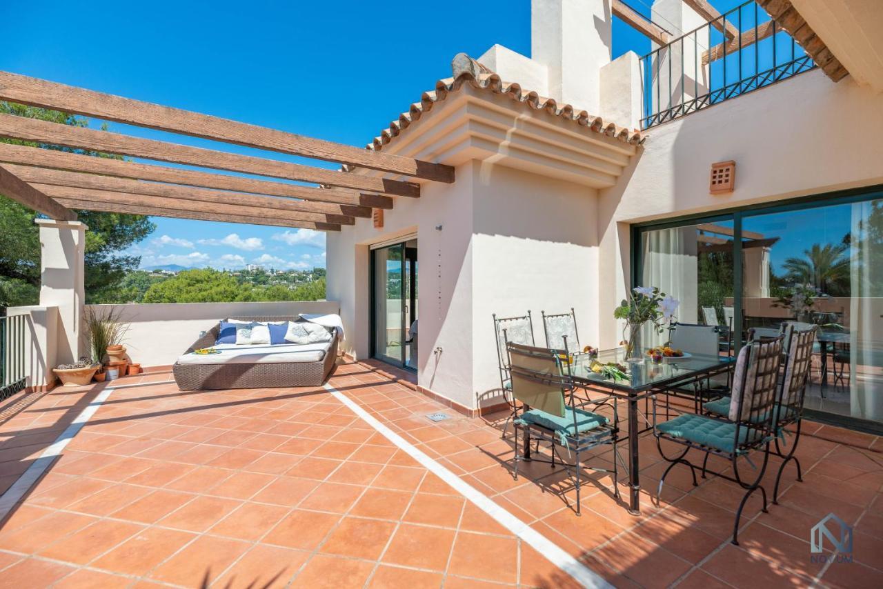 Modern And Spacious 2 Bdrm Penthouse - 3 Pools And Sea Views Appartement