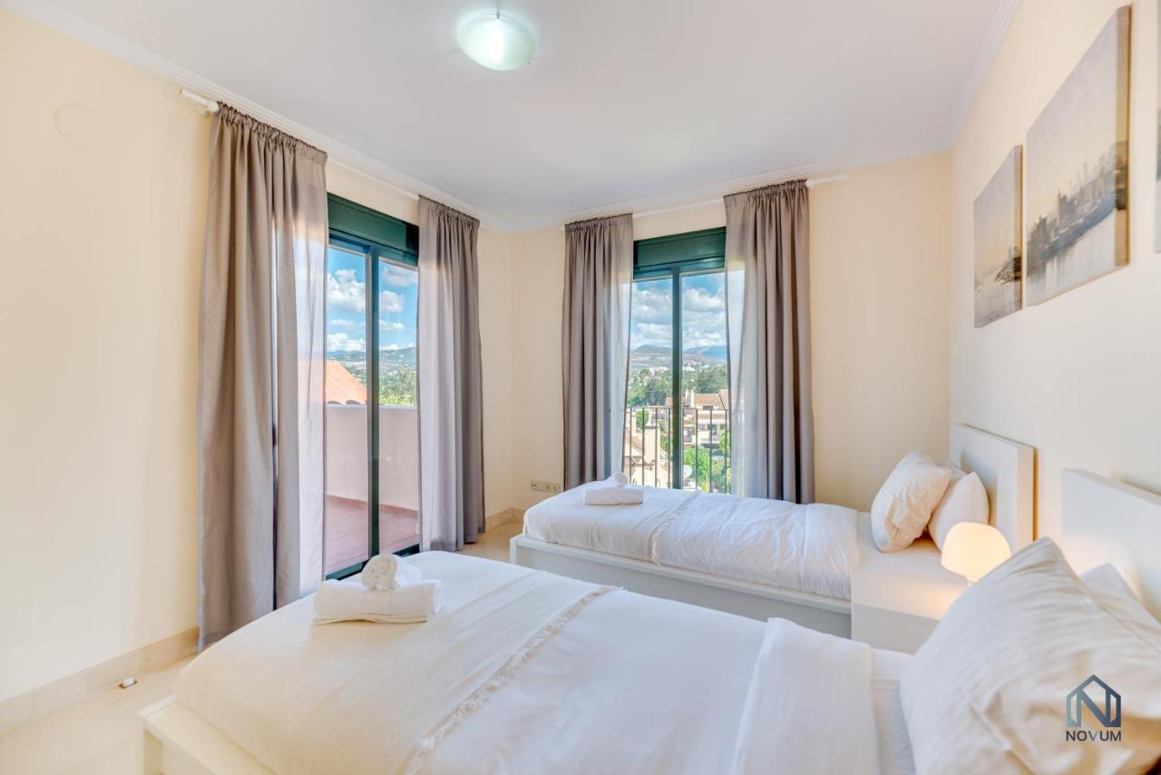 Modern And Spacious 2 Bdrm Penthouse - 3 Pools And Sea Views Appartement *