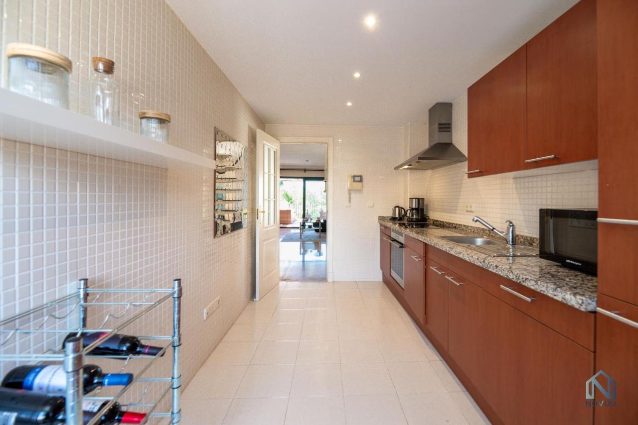 Modern And Spacious 2 Bdrm Penthouse - 3 Pools And Sea Views * Marbellac